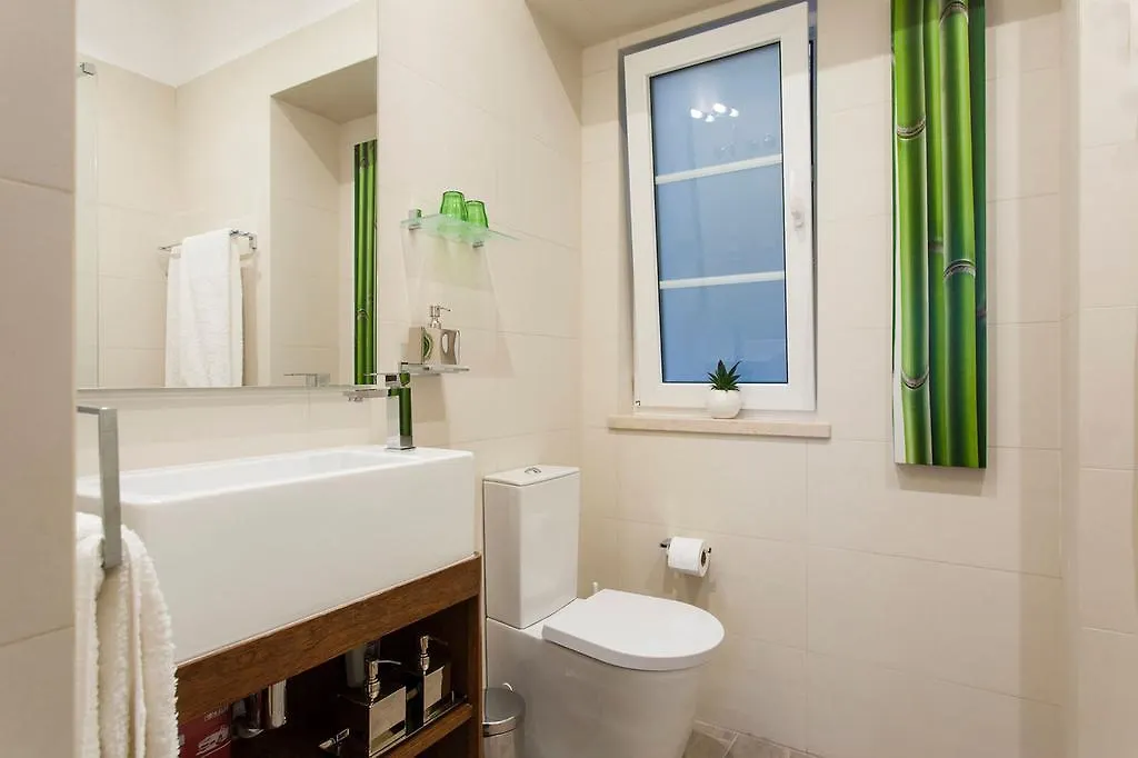 Charming Apartment In Alfama Lisbon Portugal
